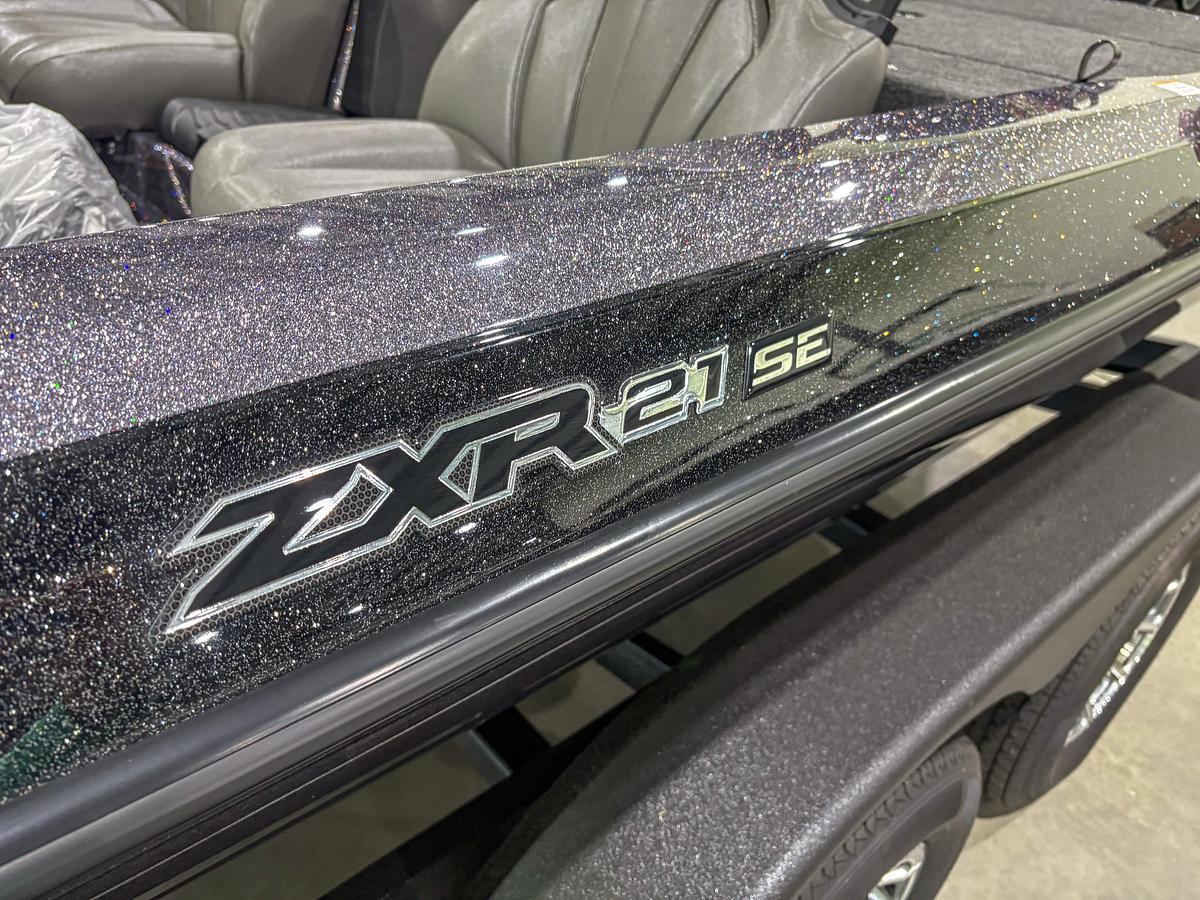 2025 Skeeter ZXR 21 SE