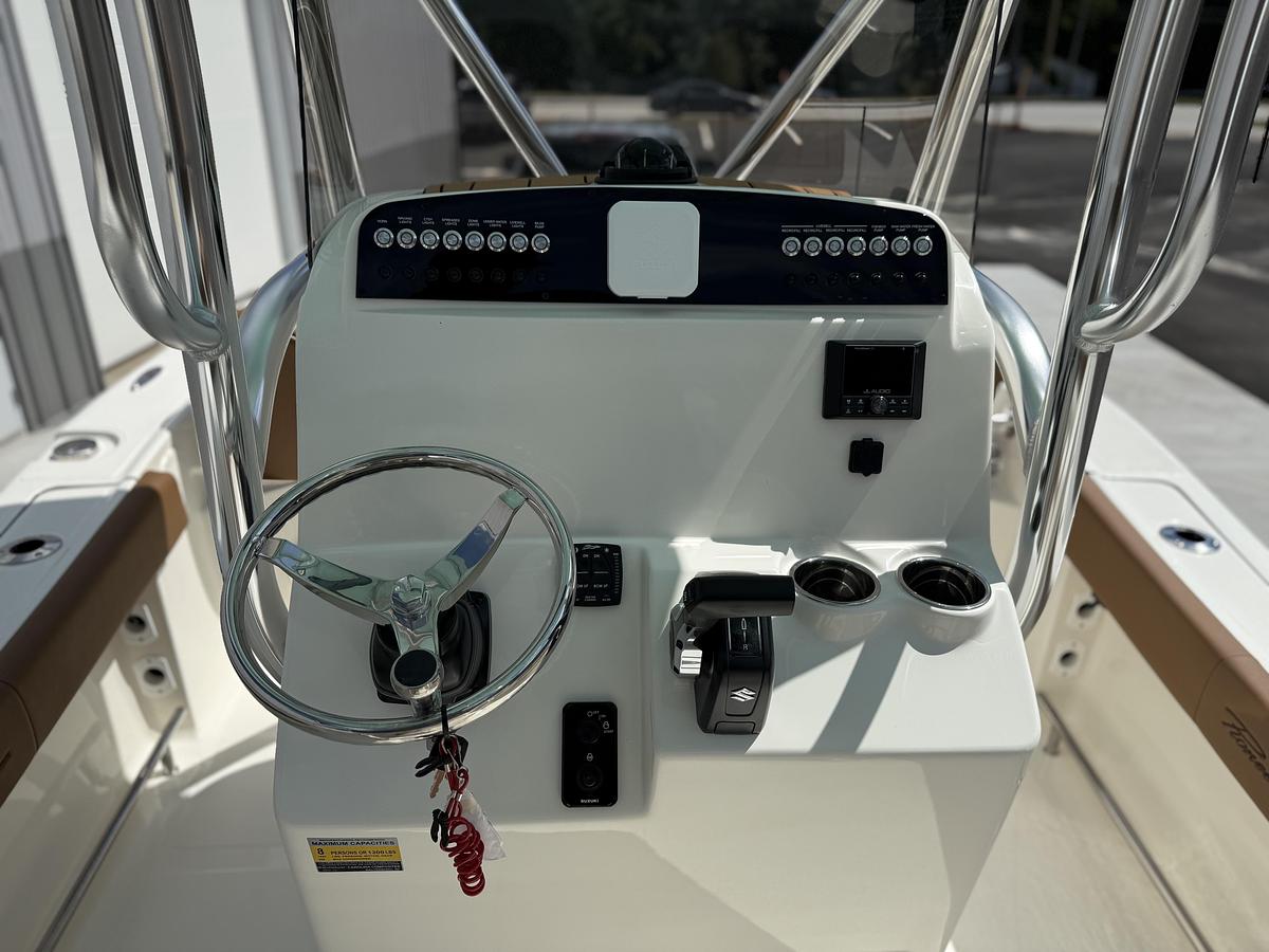 2026 Pioneer 220 Bay Sport