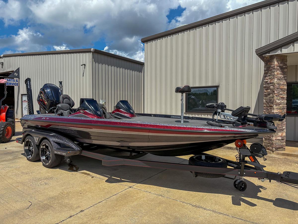 Used 2023 Skeeter FXR21 Limited