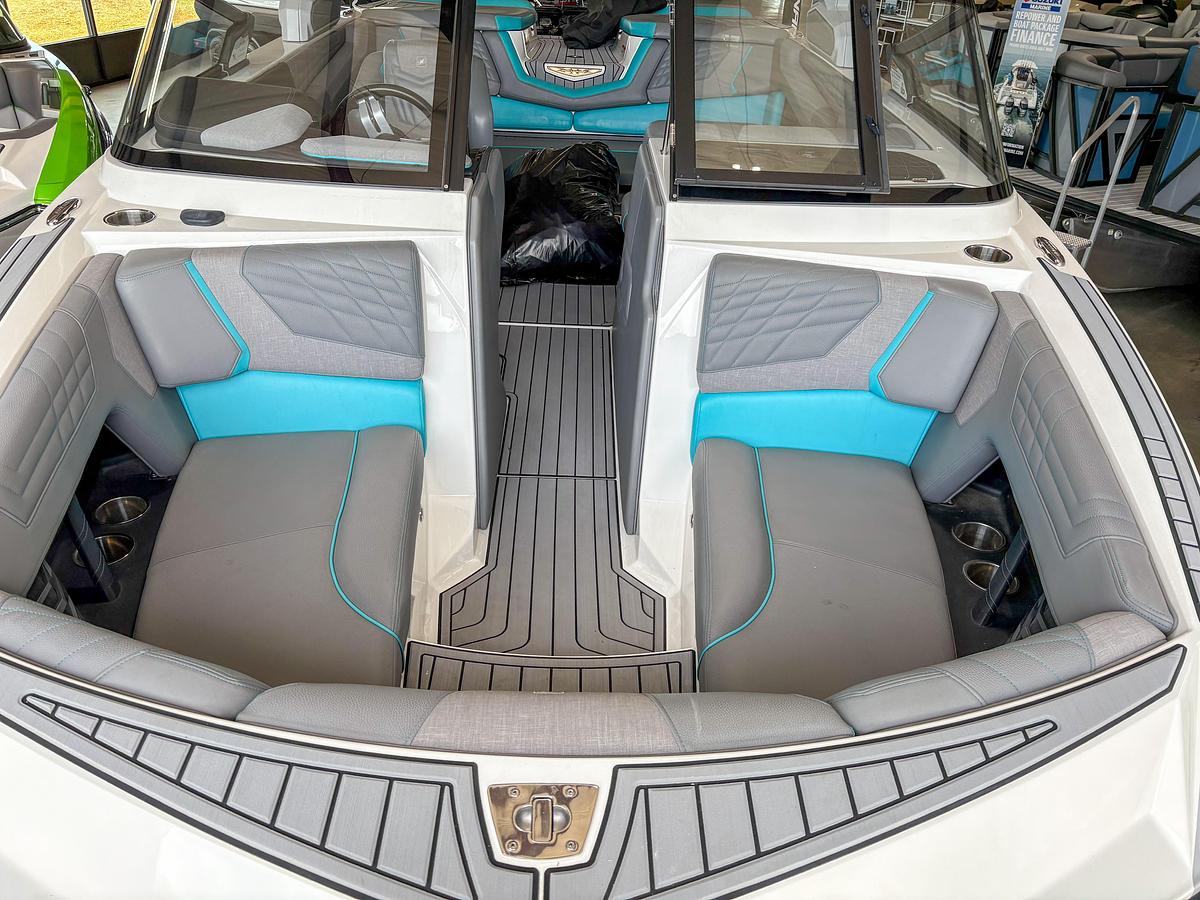 Used 2022 Nautique G21