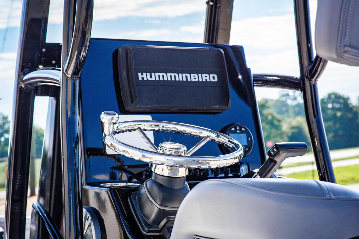 Used 2022 Avid 23 Magnum