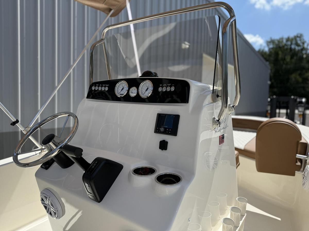 2026 Pioneer 180 Islander