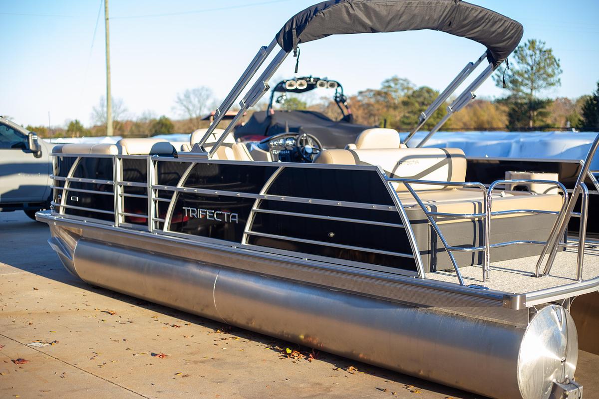 2025 Trifecta 24UL CS