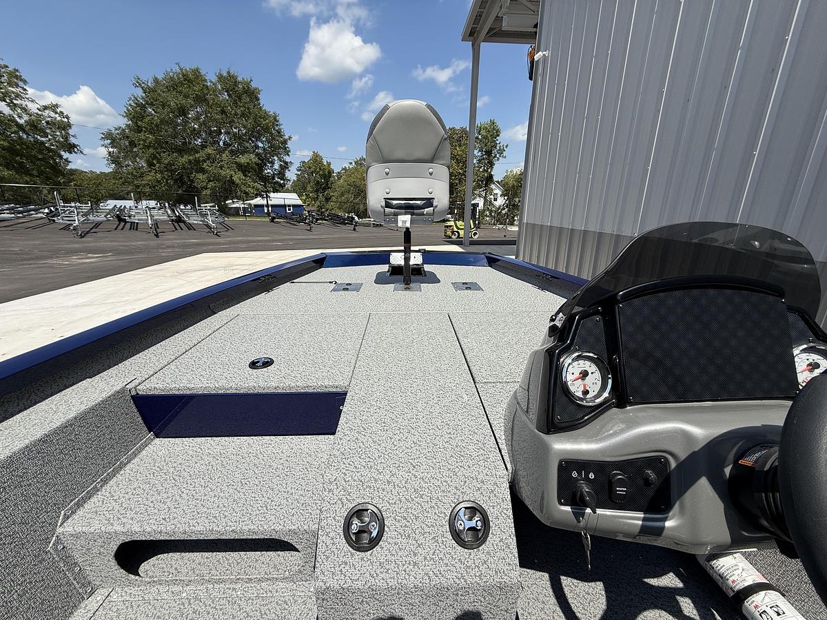 2025 G3 Sportsman 1810