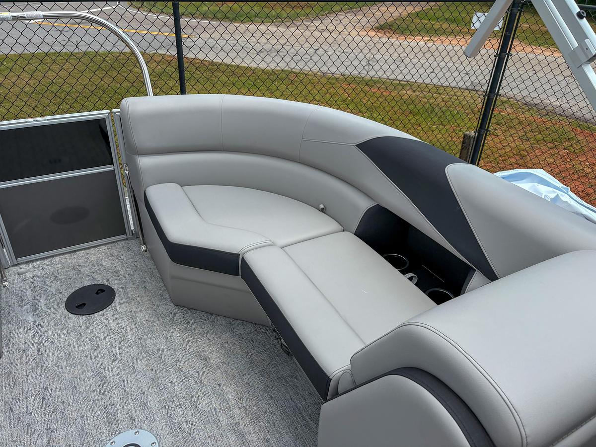 2025 Trifecta 22RF LE 2.75