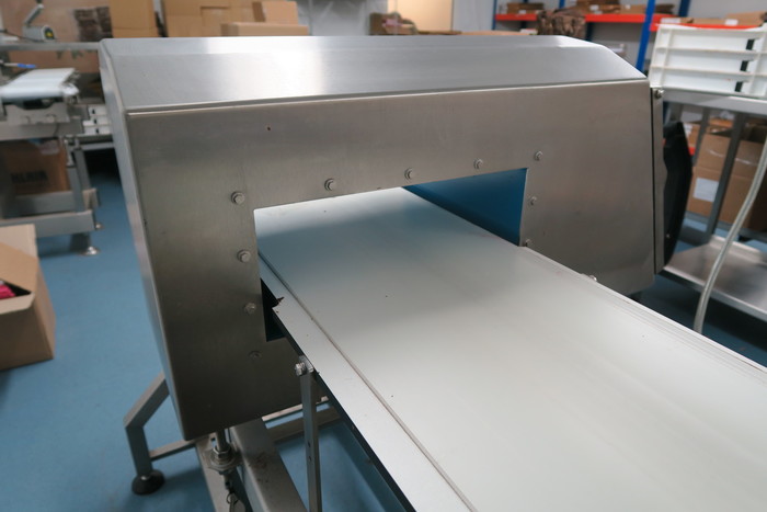 Used Loma IQ3 Metal Detector