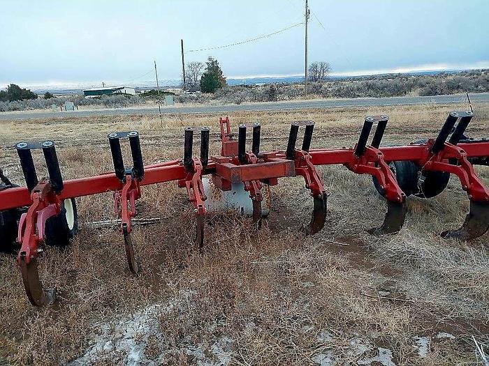 Used Case 14 Ripper - 7 Shank  ** Includes 2 Rippers **