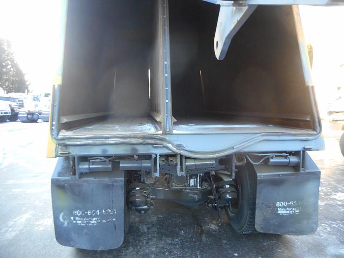 Used 2006 Mack LE613