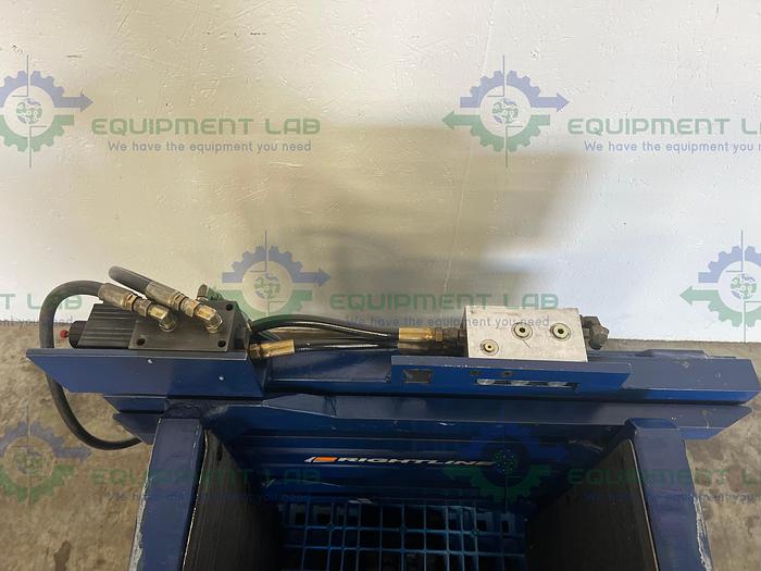 Used Rightline  LGM039 General Purpose Carton Clamp 2500 Lbs Capacity, 24" Load Center