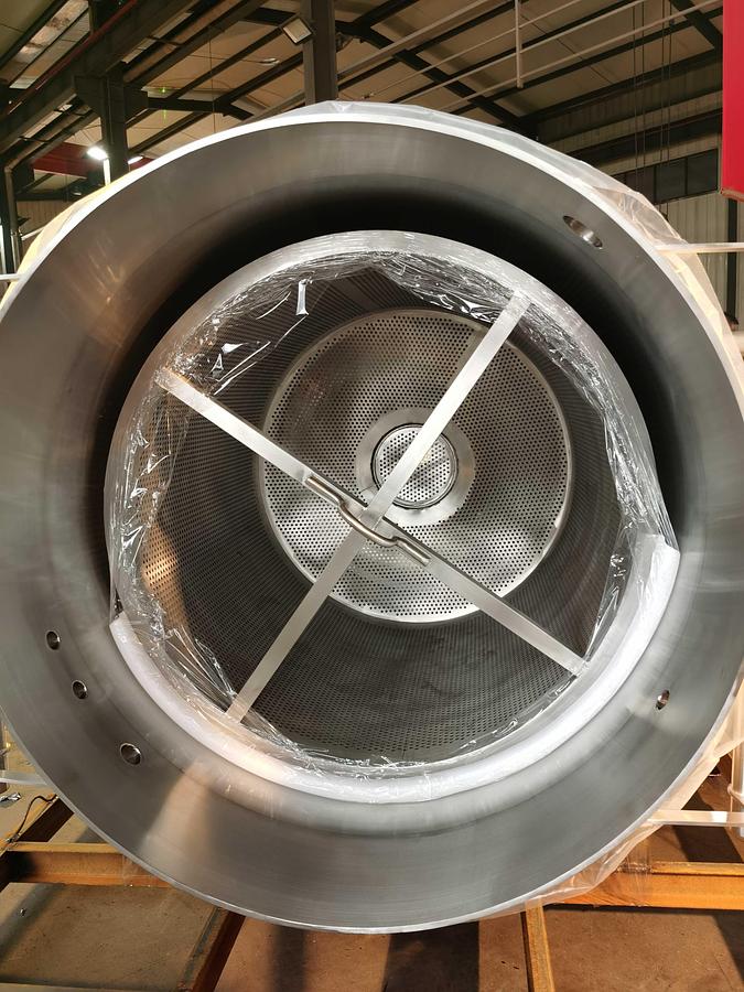 1000 Gallon Bone broth cooking tank with basket