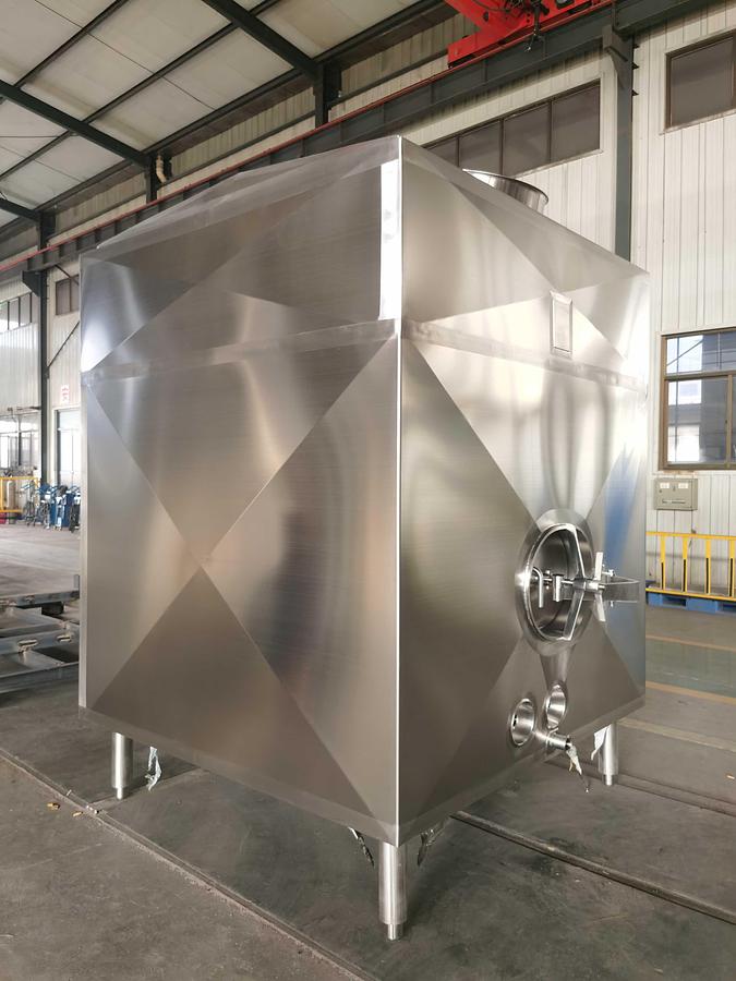 1500 USG Rectangular mixing tank for Ice Cream