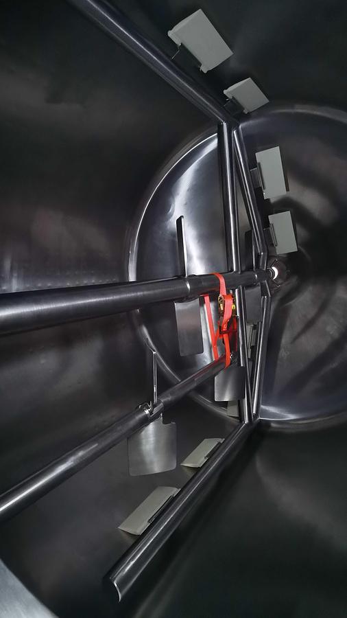 1500 Gallon Stainless Steel Mixing Kettle with Sweep & Paddle Agitator - Industrial Cooking for Sauces & Soups