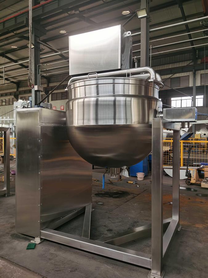 250 Gallon Electric Full Jacketed Kettle with Hydraulic Tilting & Double Mixing - Stainless Steel Commercial Cooking Kettle