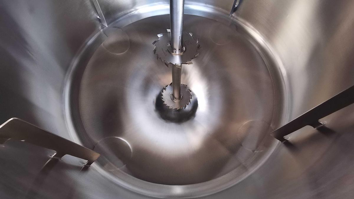 300 gallon jacketed high shear mixing tank