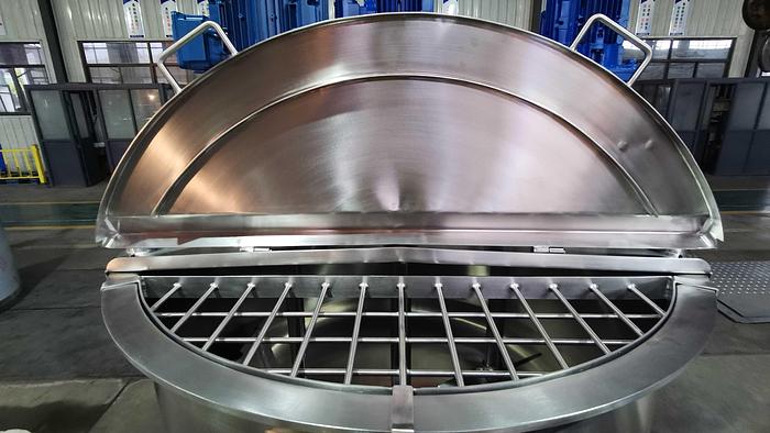 200 gallon triple agitation mixing kettle
