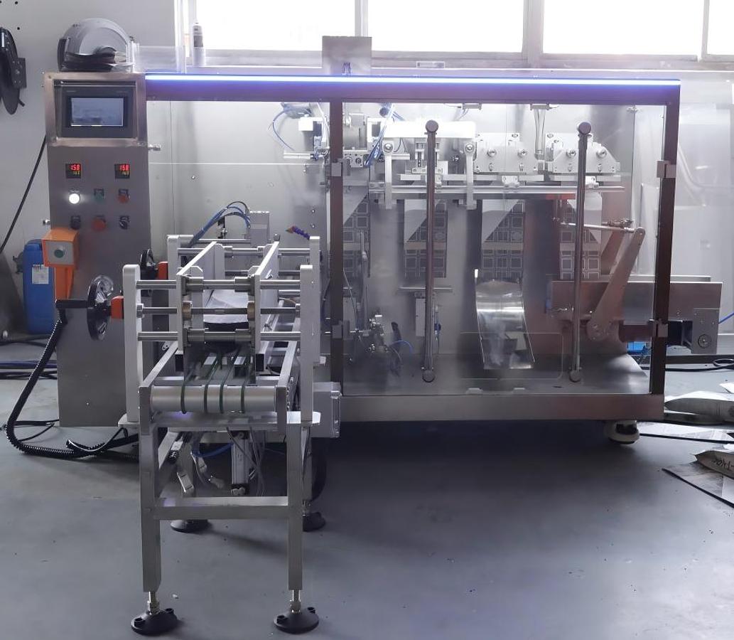 5-Station M-Shaped Pouch Filling And Sealing Machine