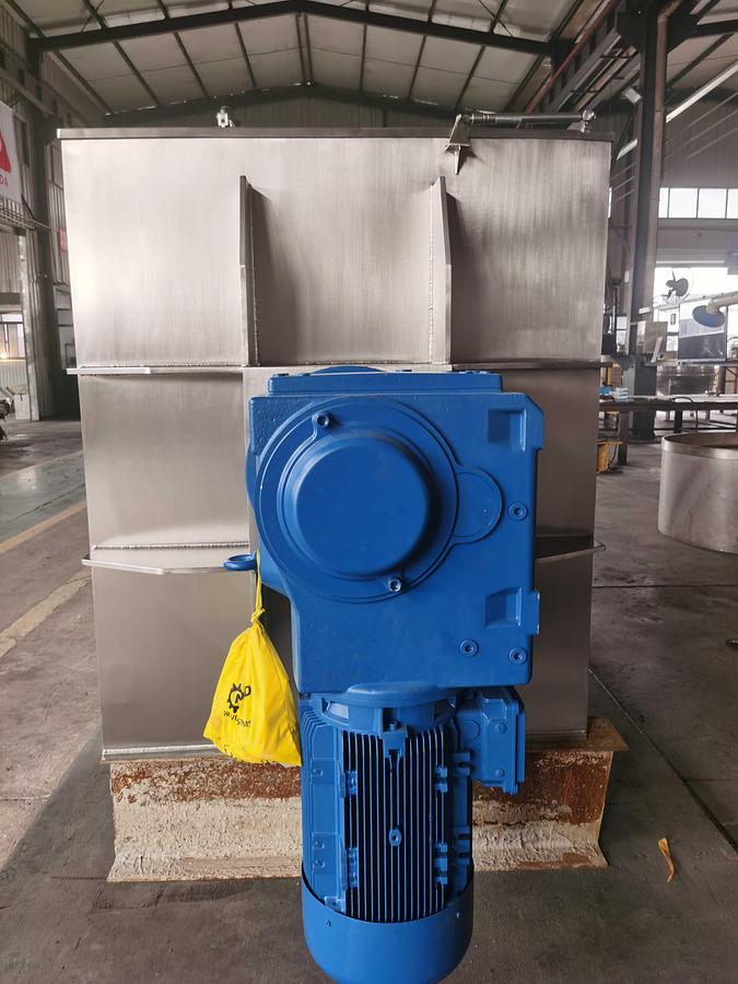 130 Cu. Ft ribbon blender