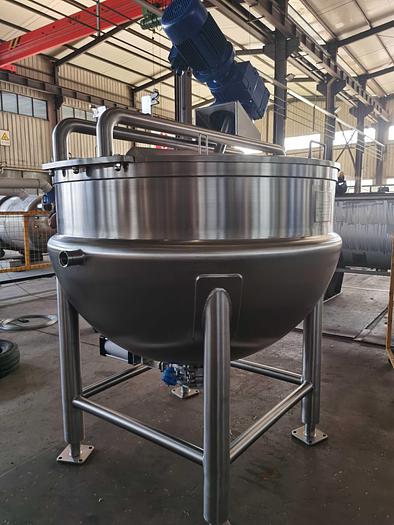 Customized 200 gallon kettle with inclined agitator