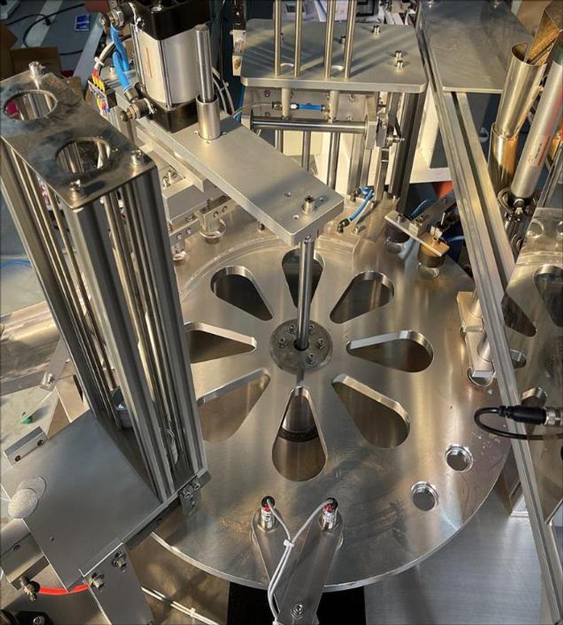 Rotary Cup Filling and Sealing Packing Machine