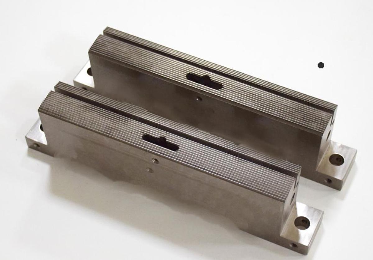 Vertical Form Fill Seal Packing Machine (VFFS) ZV-480