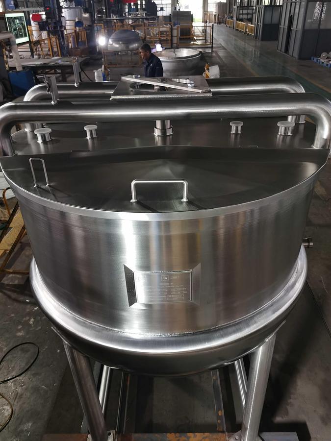 300 Gallon Stainless Steel Bare Kettle - Jacketed for Industrial Cooking with Lids and bridge