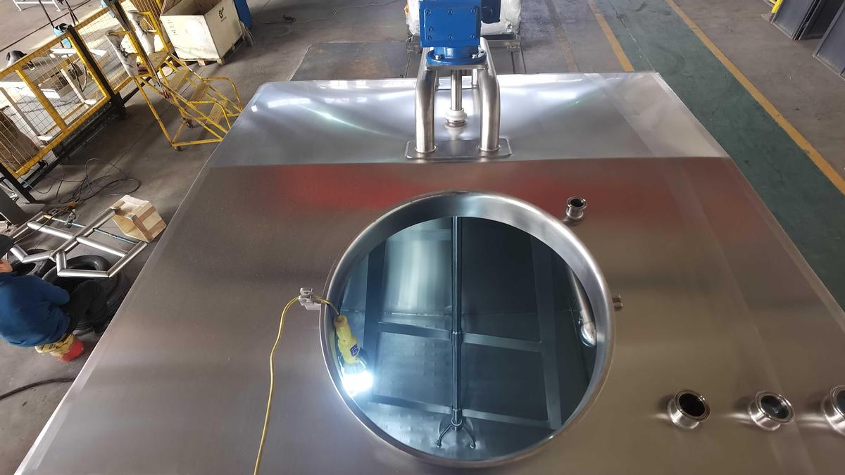 1500 USG Rectangular mixing tank for Ice Cream