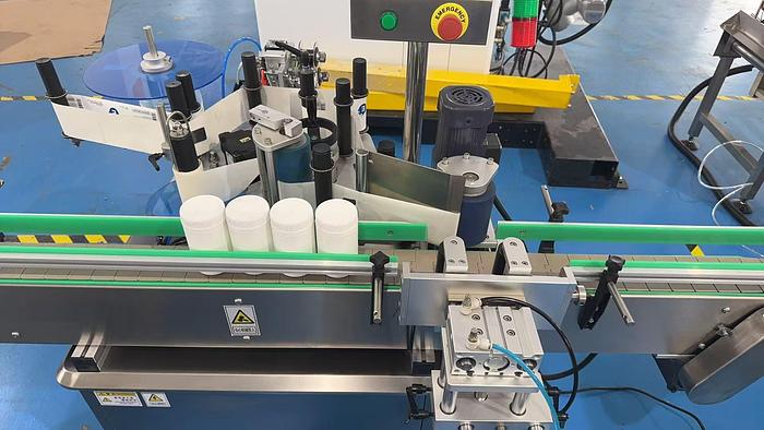 ZHTB01 Round Bottle Labeler