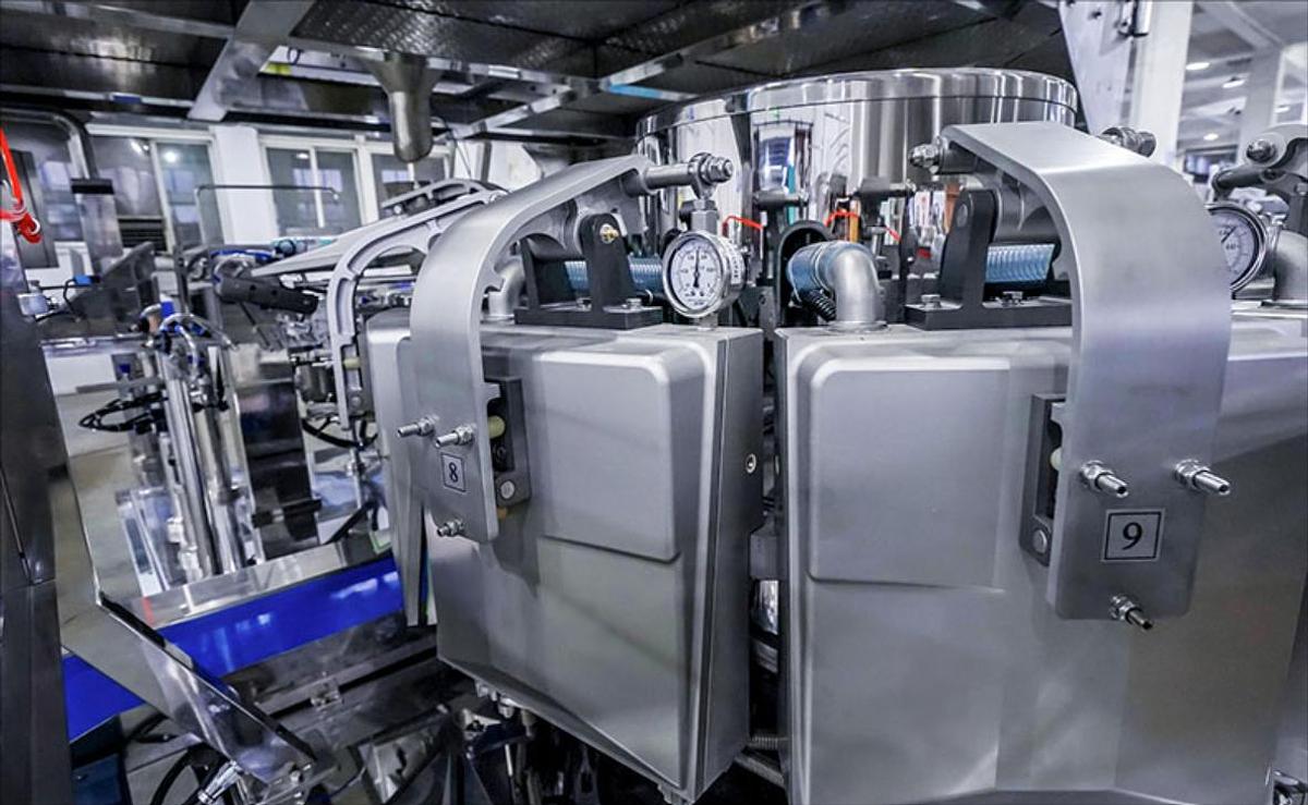 Fully Automatic Vacuum Packaging Machine 240E