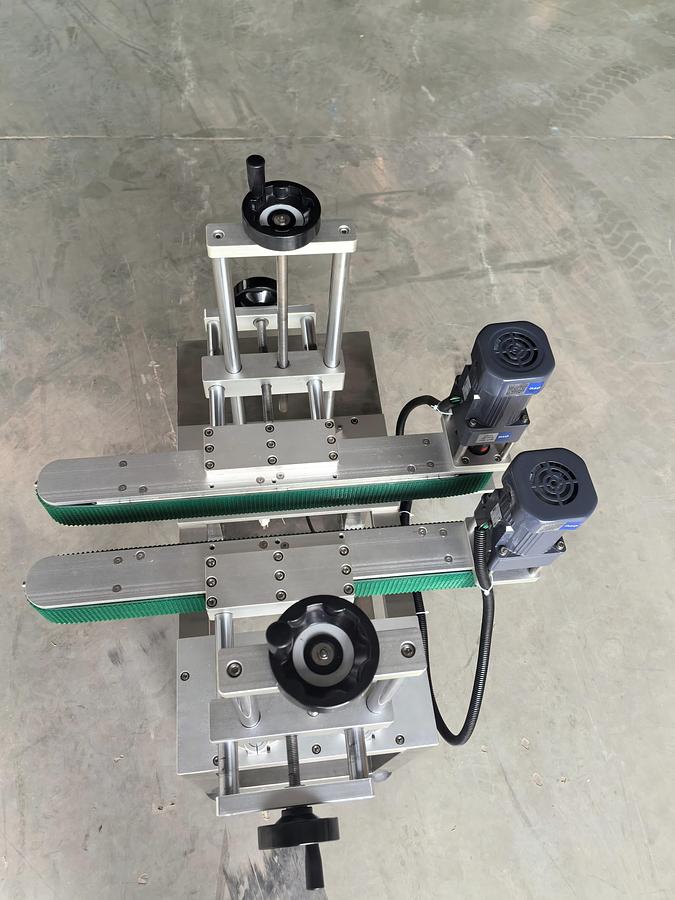 Bottle Clamping Machine   TBD