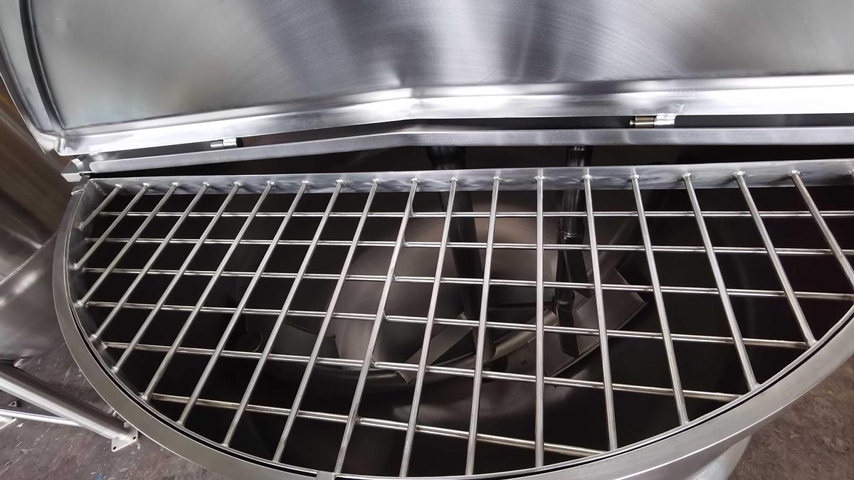 New 400 USG Steam Jacketed Dual (Offset) Mixing Kettle in stock in Ontario, CA, USA 