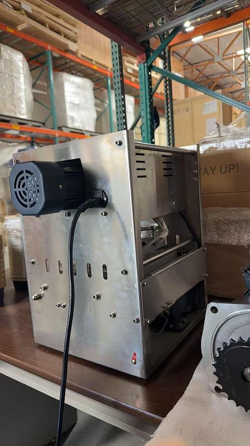 Aluminum Tray Sealing Machine