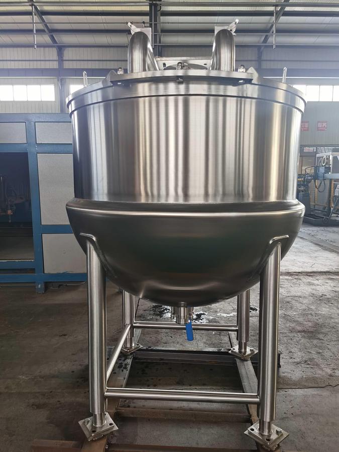 300 Gallon Stainless Steel Bare Kettle - Jacketed for Industrial Cooking with Lids and bridge