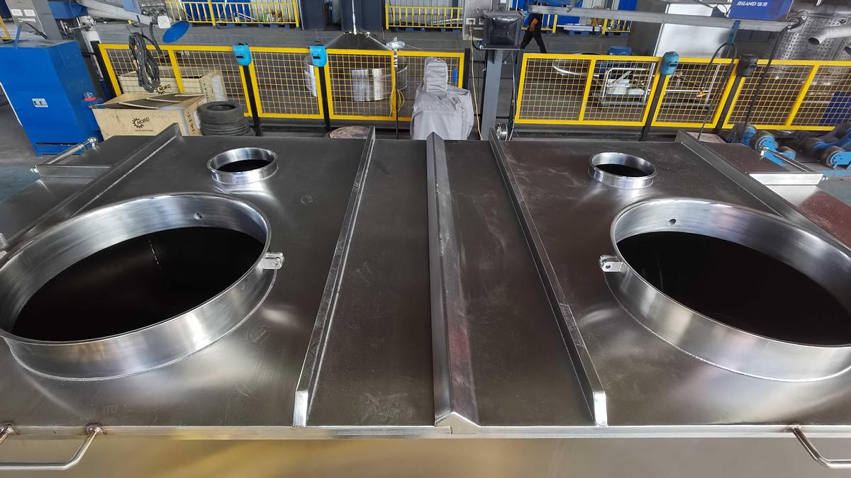 New customized 100 Cu. Ft ribbon blender