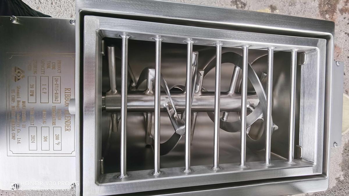 New 1 Cu. Ft Ribbon Blender in stock in Ontario, CA, USA