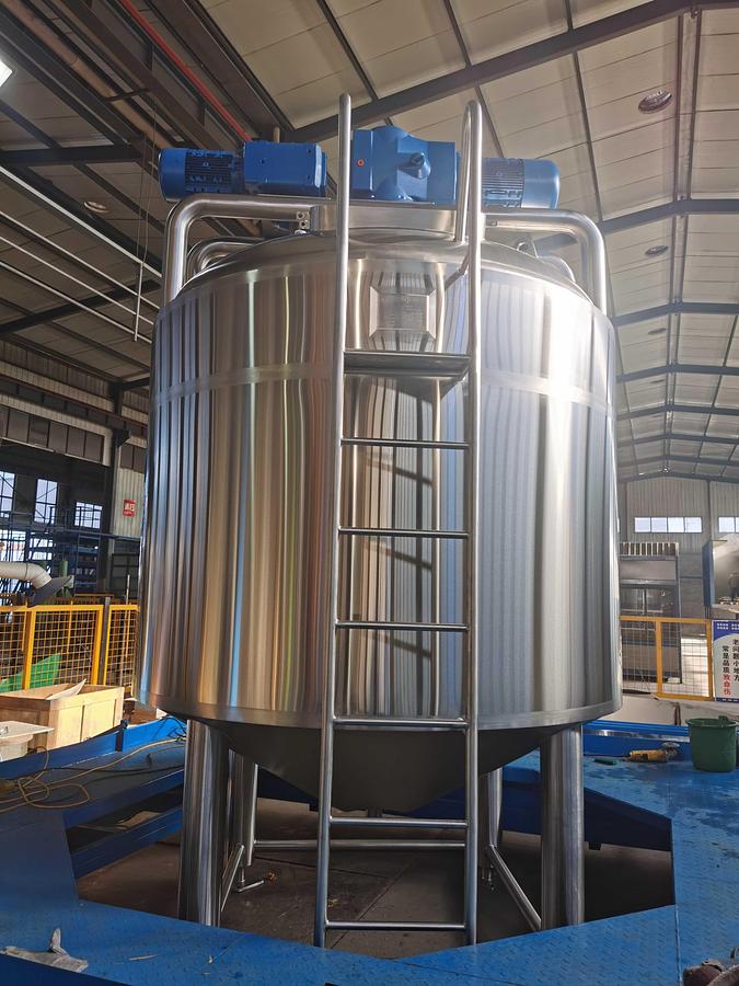 1500 Gallon Stainless Steel Mixing Kettle with Sweep & Paddle Agitator - Industrial Cooking for Sauces & Soups