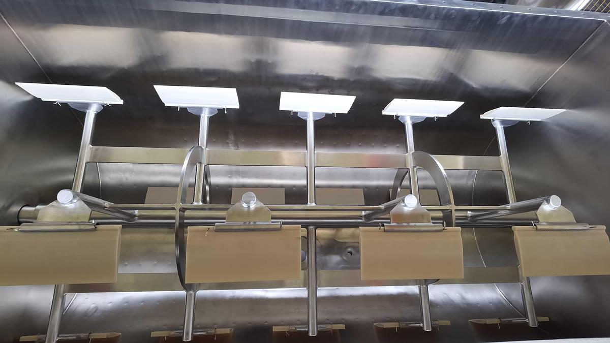 550 Gallon Horizontal Jacketed Holding Tank-Horizontal Jacketed Paddle Blender