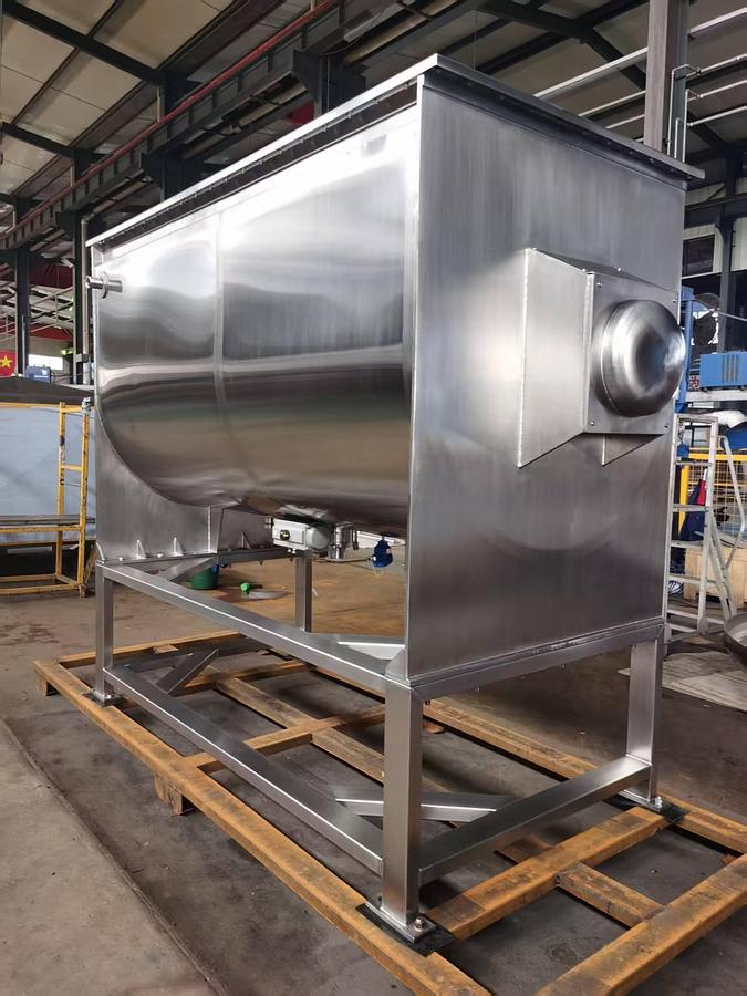 550 Gallon Horizontal Jacketed Holding Tank-Horizontal Jacketed Paddle Blender