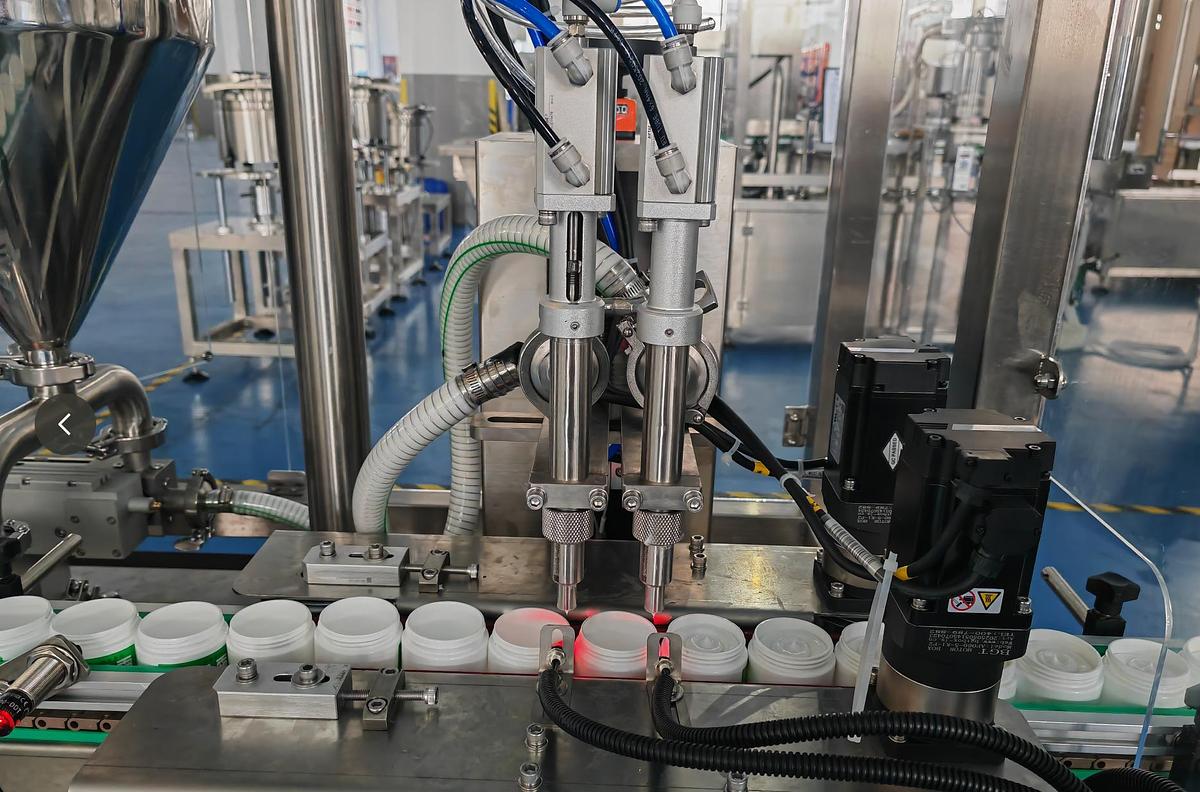 6-Head Cream Filling Machine