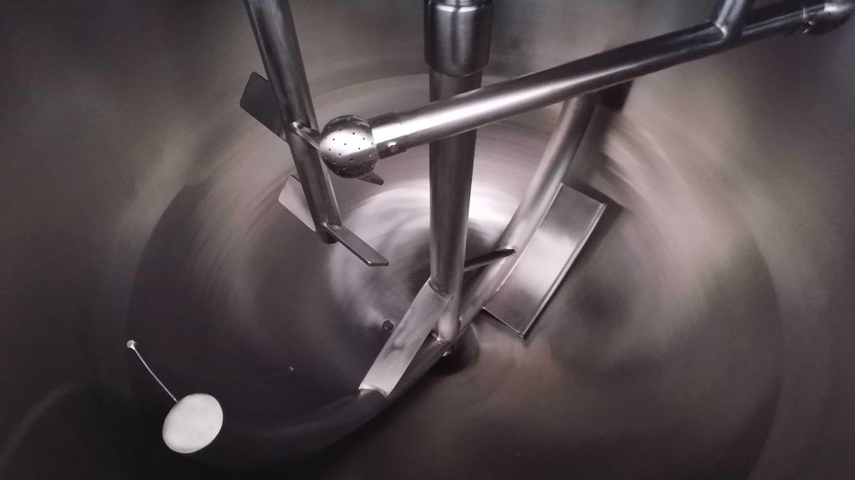 New 150 USG Steam Jacketed Twin Action(Offset) Mixing Kettle in stock in Ontario, CA, USA