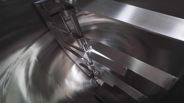 400USG steam jacketed mixing kettle in stock