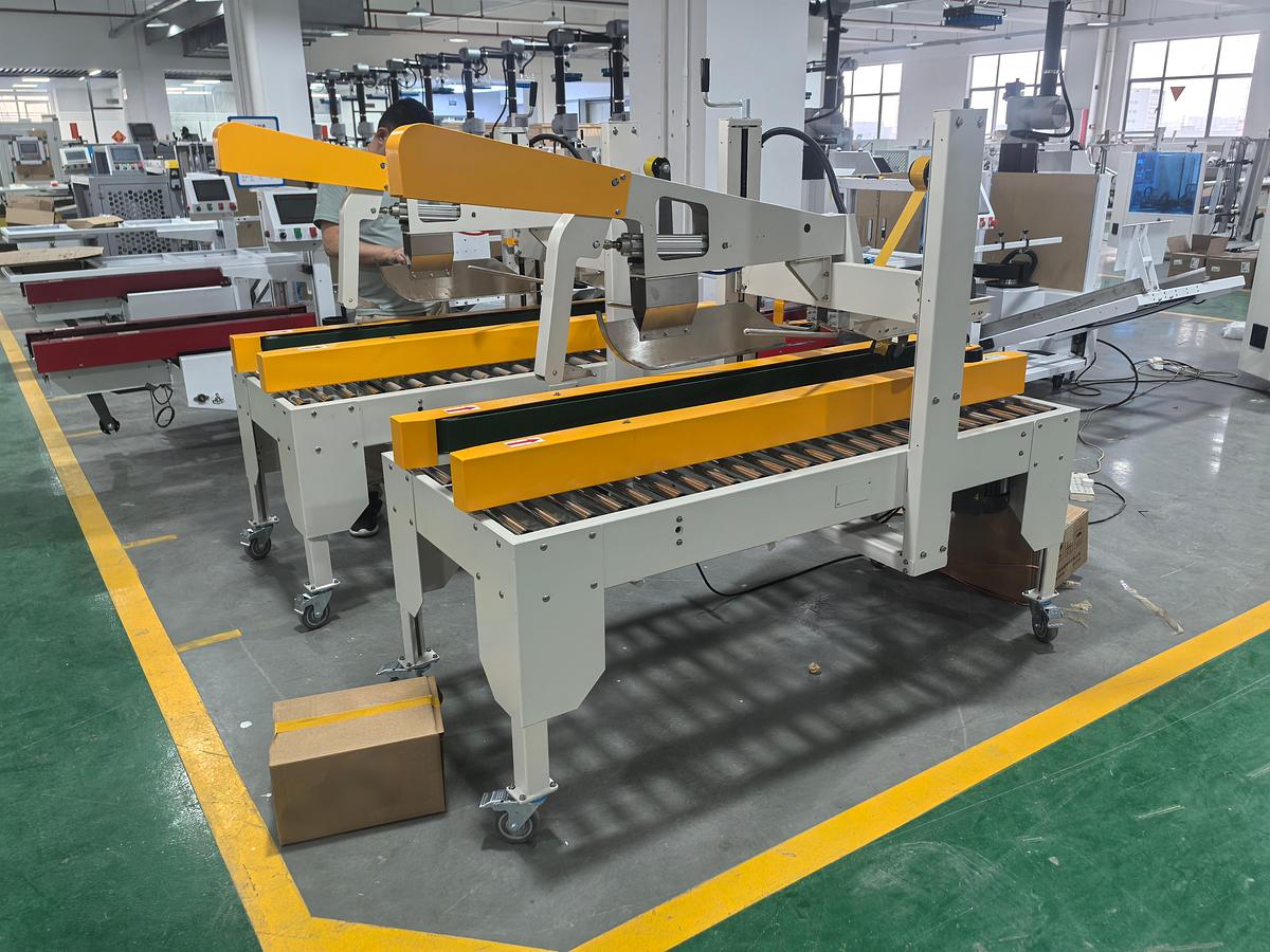 Fully Automatic 5 Servo Case Erector 500