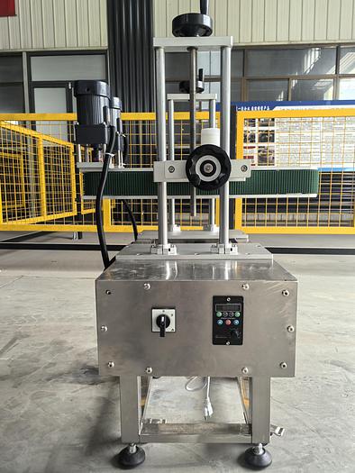 Bottle Clamping Machine   TBD