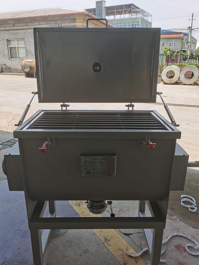 New 5 Cu. Ft. Paddle blender