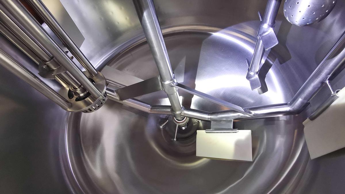 175 USG Triple Agitation Cone Bottm Kettle /Mixing Tank With High Shear Disperser