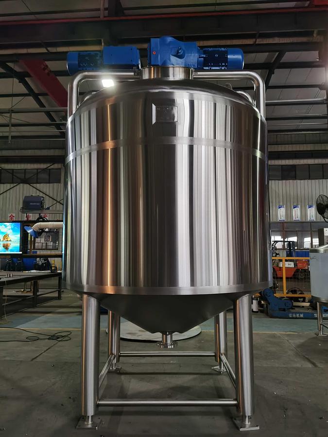 1500 Gallon Stainless Steel Mixing Kettle with Sweep & Paddle Agitator - Industrial Cooking for Sauces & Soups