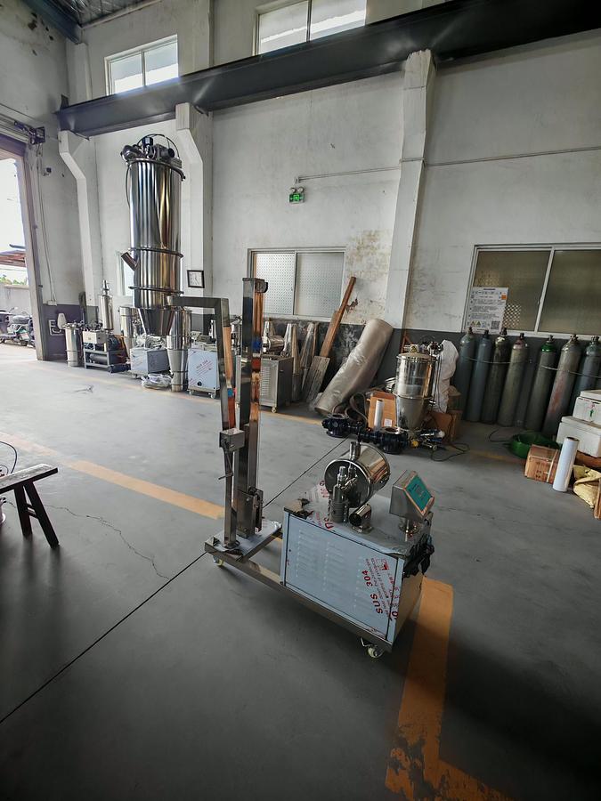 Vacuum Feeder