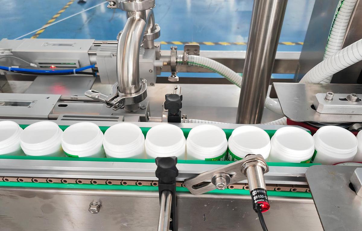 6-Head Cream Filling Machine