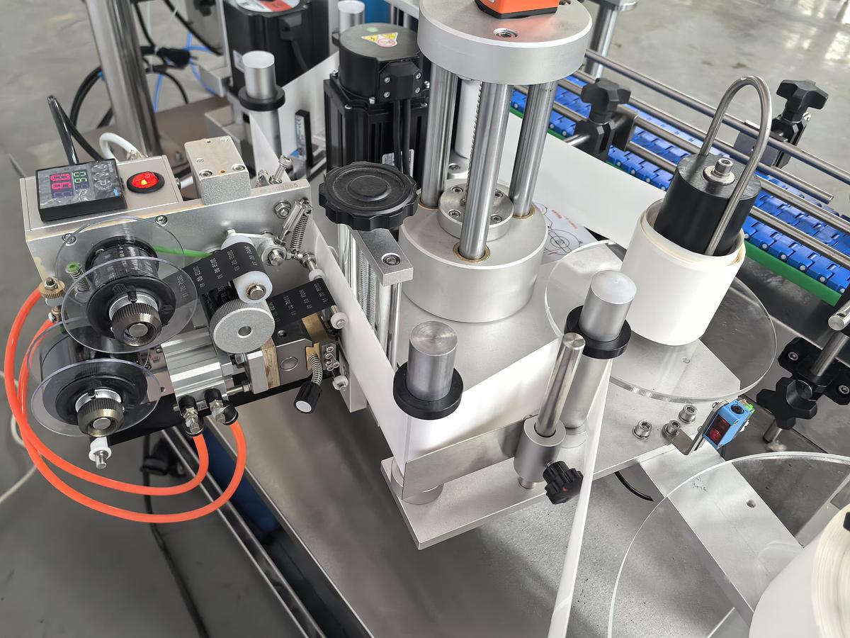 Round Bottle Labeler   HA-TB01