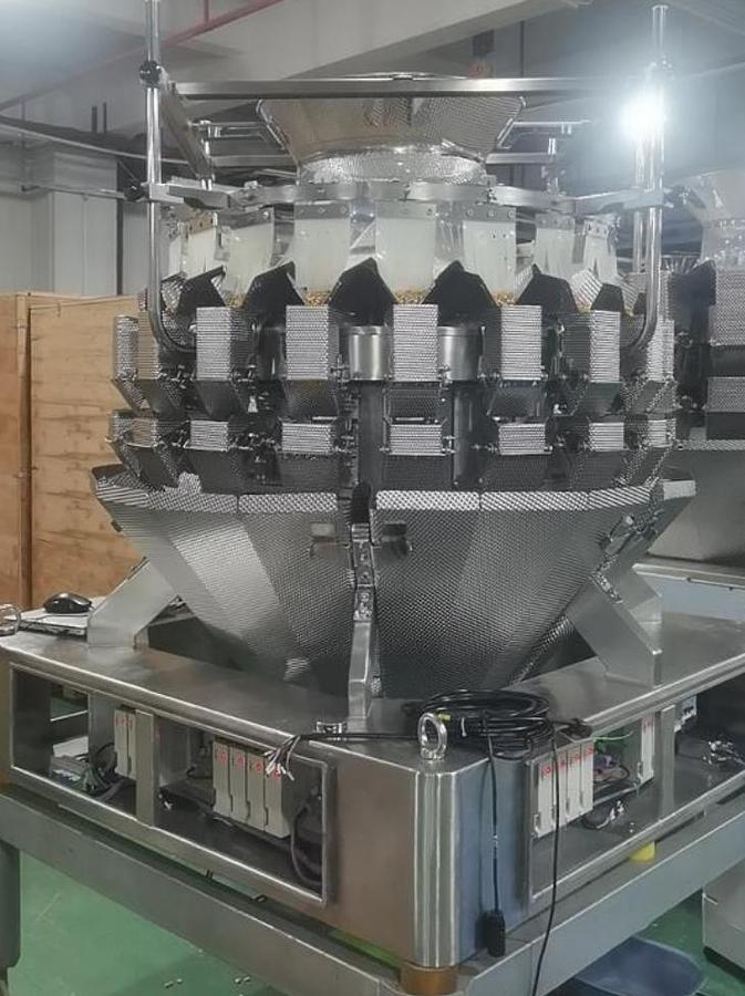 20-Head Combination Weigher with Dual Discharge