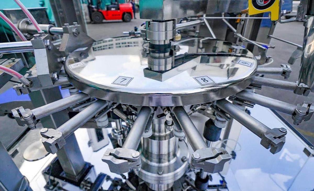 Rotary Pre-made Pouch Packaging Machine 160RPP